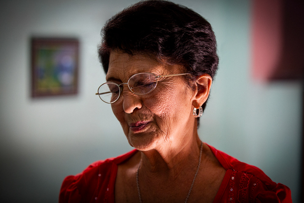 Picture of my son's great-grandmother, la bisabuela Mireya. DEScansa en Paz amiga mireya. SAntiago de Cuba, cuba. 2015 © Pedro Rodrigues